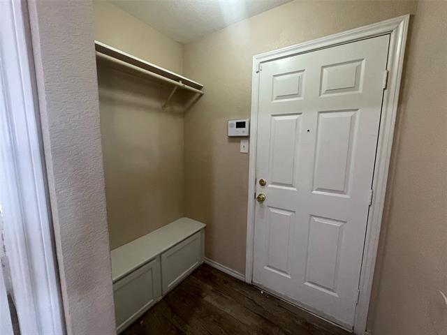 Building Photo - 306 Packer Dr