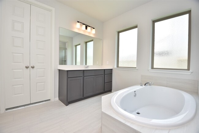 Building Photo - 5331 Egret Gable Ct