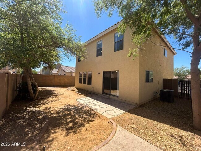 Building Photo - 2274 E Hazeltine Way