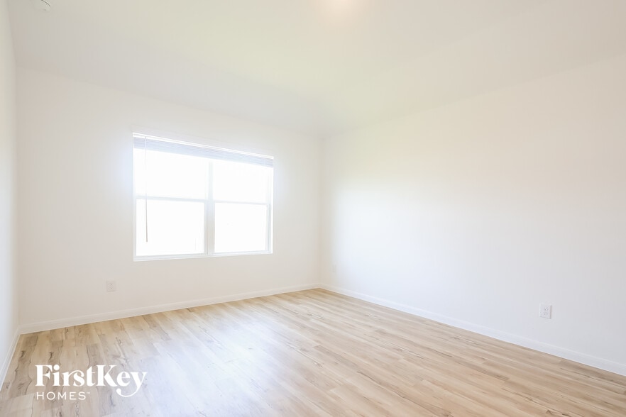 Building Photo - 1710 Morse Way