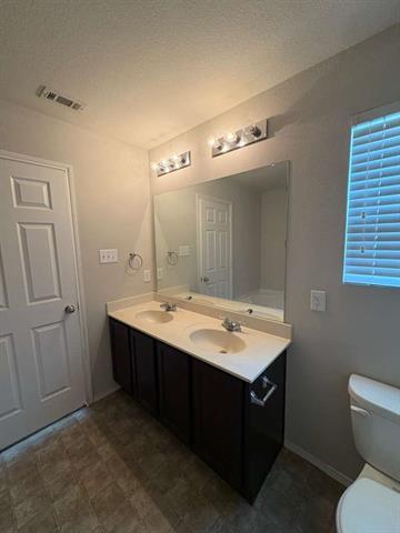 Building Photo - 3018 Pinyon Pl