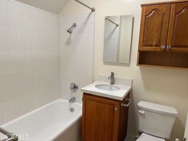 Building Photo - 735 W 31st St