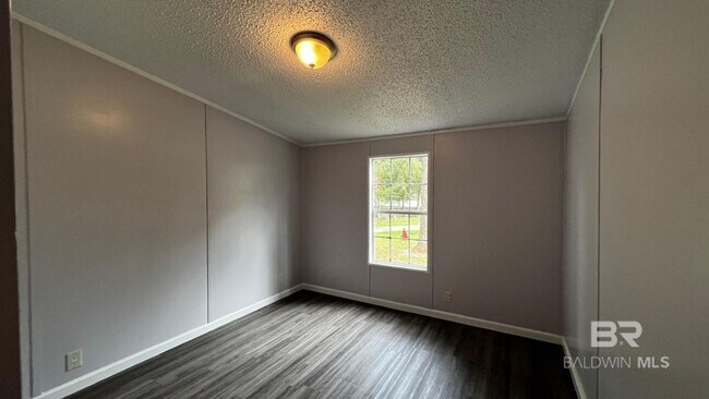 Building Photo - 16145 Pleasant Vw Ct