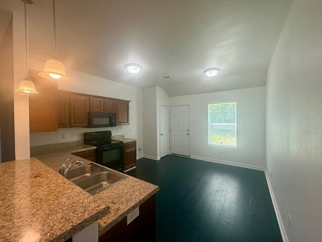 Building Photo - 1113 Meadows Edge Dr