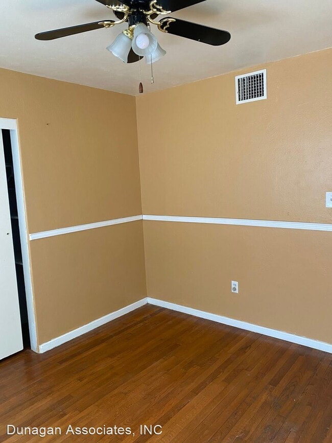 Building Photo - 4 br, 2 bath House - 1502 W. Howard