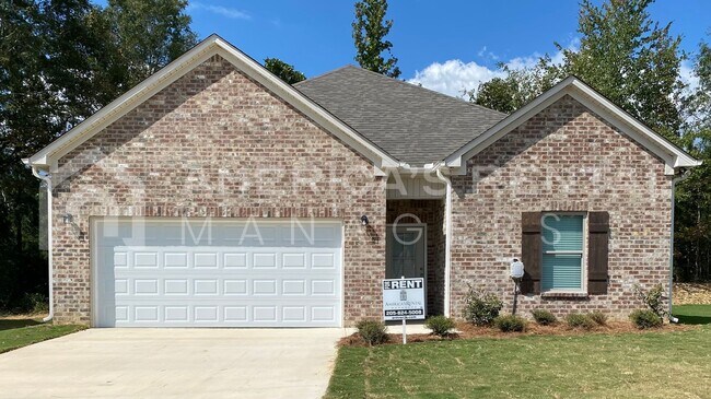 Primary Photo - Home for Rent in Thorsby, AL!!! Sign a 13 ...