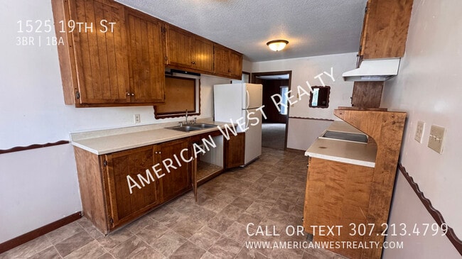 Building Photo - 1525 19th St