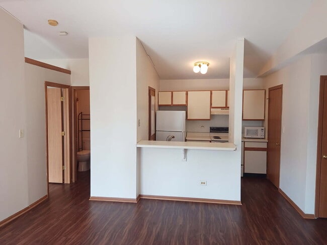 Building Photo - 4314 W Shamrock Ln