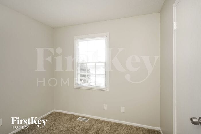 Building Photo - 5717 Simmul Ln