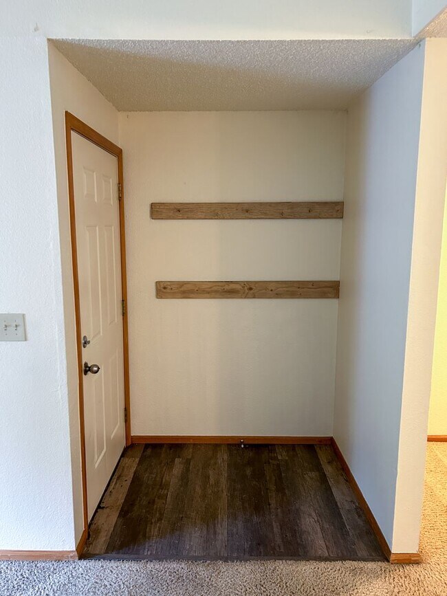 Building Photo - Renton Highlands 1 Bed 1 Bath Condo for Lease!