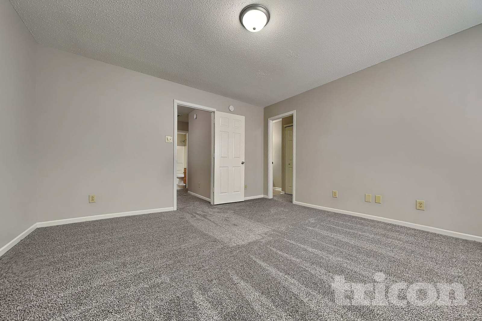 Building Photo - 14674 Fawn Hollow Ln