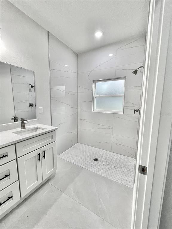 Building Photo - 5 Fisher Pl Dr