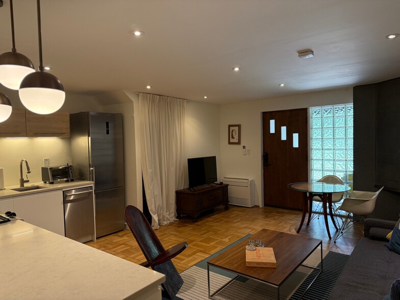 Building Photo - 4000 Arkansas Ave NW