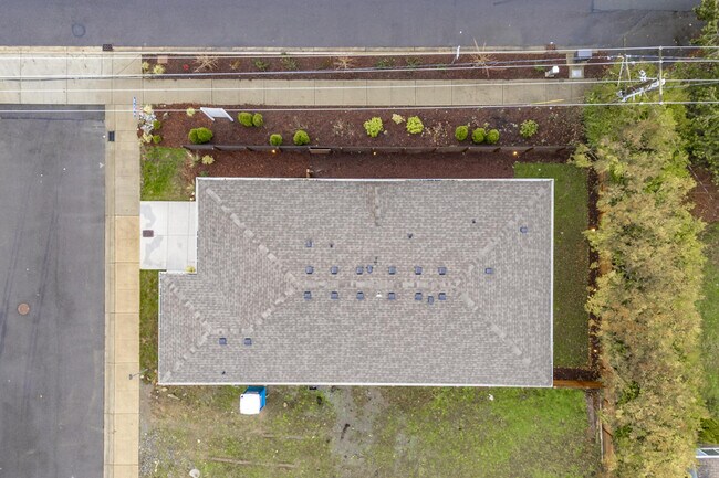 Building Photo - 11612 SE 196th St