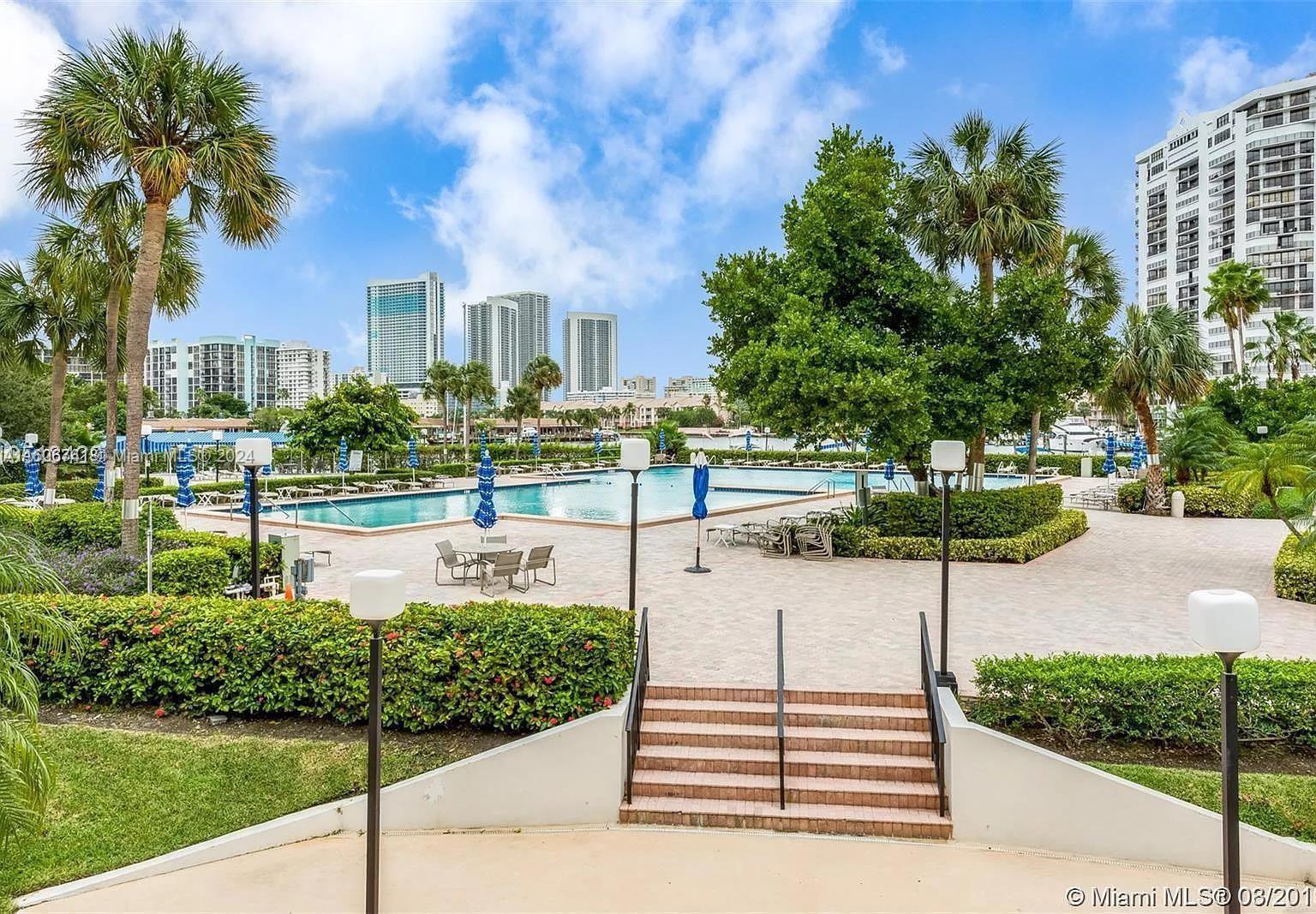 Building Photo - 600 Three Islands Blvd