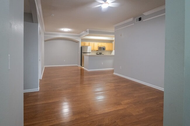 Building Photo - Available for Immediate Move in!  Gorgeous 2 Bedroom Condo with Garage on the 1st Floor!