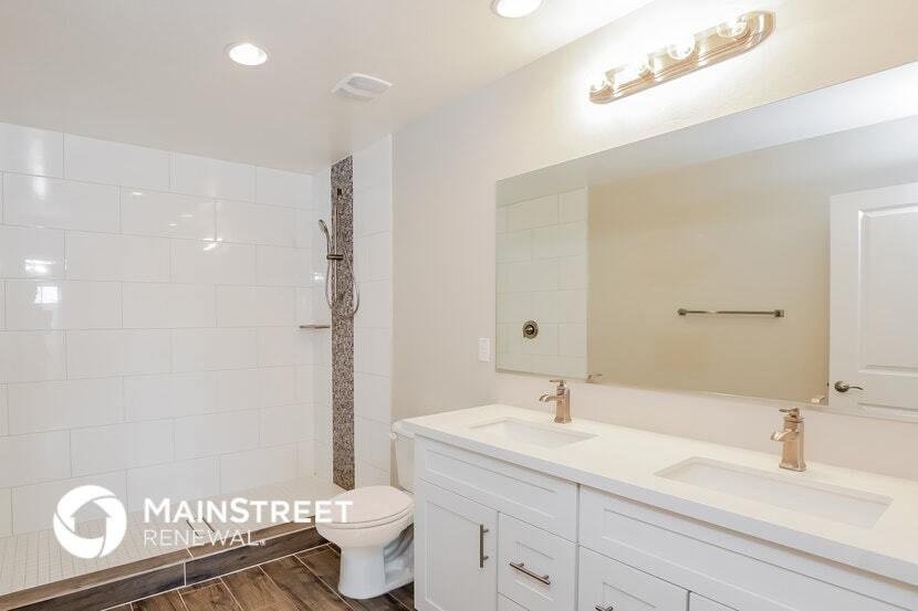 Building Photo - 2000 N 36th St