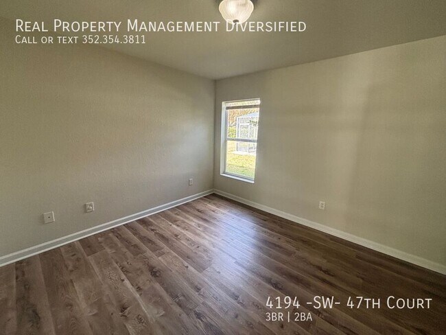 Building Photo - 4194 SW 47th Ct