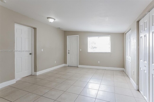 Building Photo - 4030 NW 8th Terrace