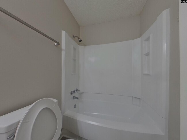 Building Photo - 516 Kenton Dr
