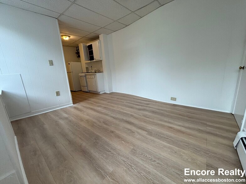 Building Photo - 44A Joy St