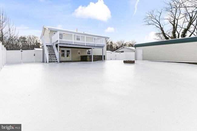 Building Photo - 1316 Wilson Rd