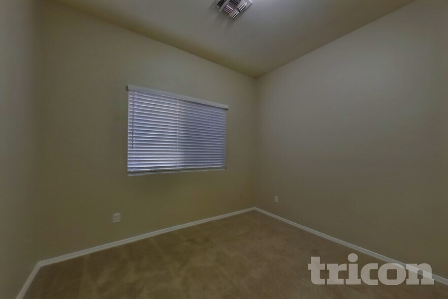 Building Photo - 40139 N Patriot Way