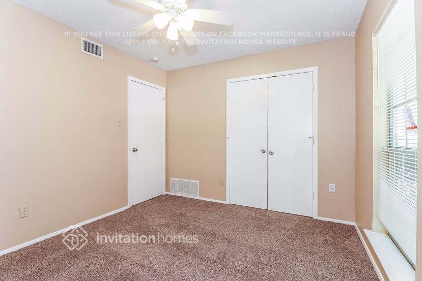 Building Photo - 3809 Wooddale Ct