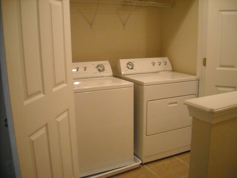 Building Photo - 6408 Shortleaf Pl