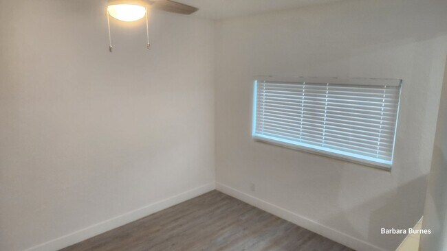 Building Photo - Three bedroom two bath for rent near Ridgewood and LPGA.