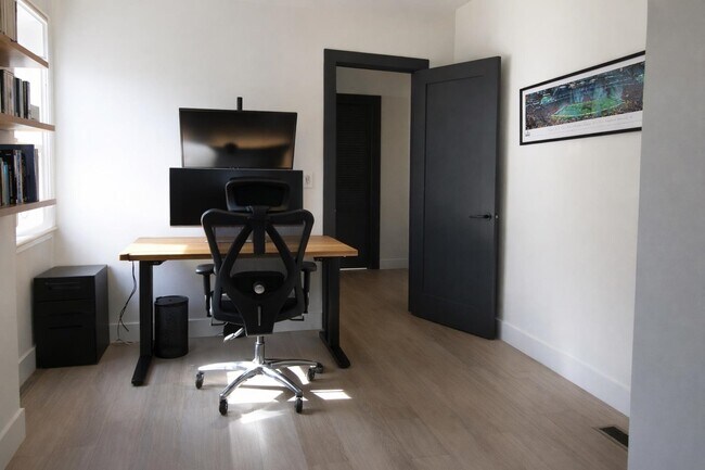 Building Photo - 335 Arlington Ave