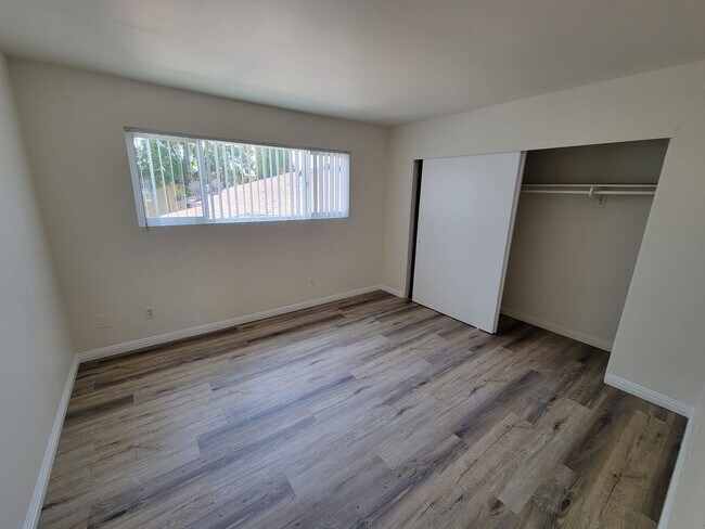 Building Photo - 15000 Burbank Blvd