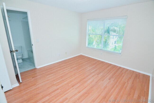 Building Photo - 1845 Palm Cove Blvd
