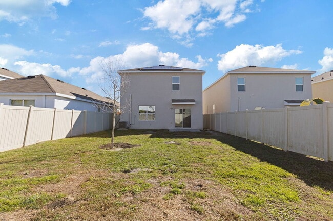 Building Photo - 5557 Birch River Trl