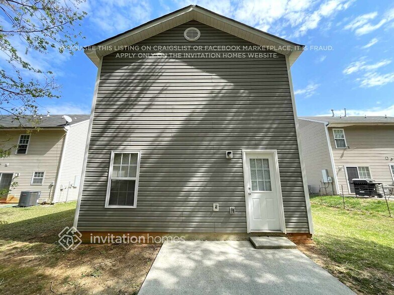 Building Photo - 711 Wilderness Trail Dr