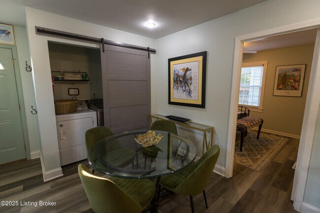 Building Photo - 720 Gheens Ave