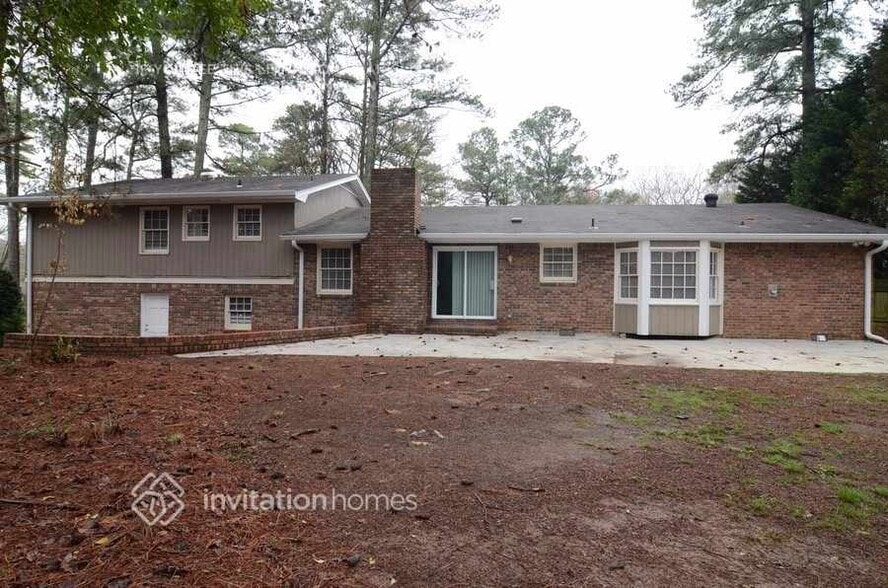Building Photo - 1360 Hampton Hall Dr NE