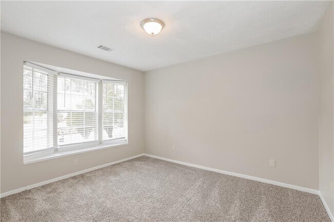 Building Photo - 442 Sherwood Oaks Rd