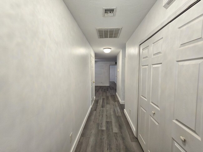 Primary Photo - 2 Bedroom 2 Bath w Bonus Room