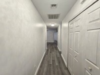 Building Photo - 2 Bedroom 2 Bath w Bonus Room