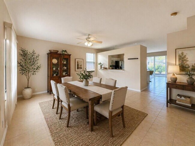 Building Photo - 9701 Patrician Dr