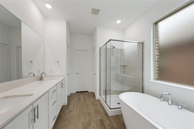 Building Photo - 108 Invermore Dr