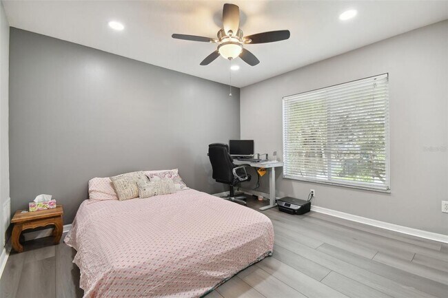 Building Photo - 19426 Sandy Springs Cir