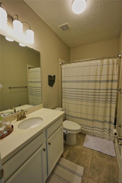 Building Photo - 594 Windy Pne Wy