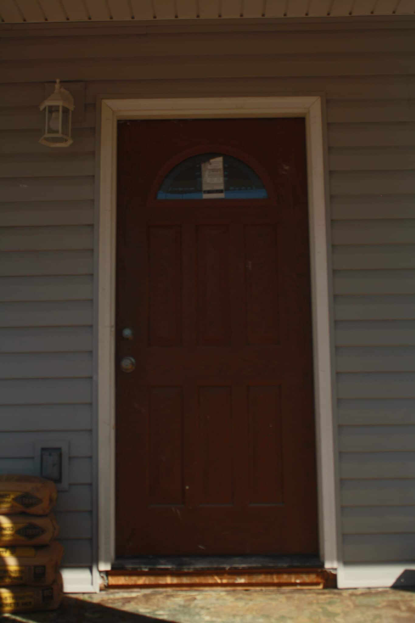 7918 1/2 Entrance - 7918 Lloyd Ave