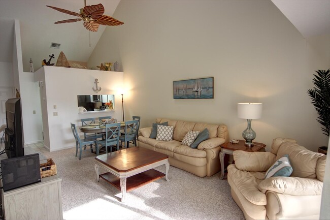 Building Photo - 508 Sea Oats Dr