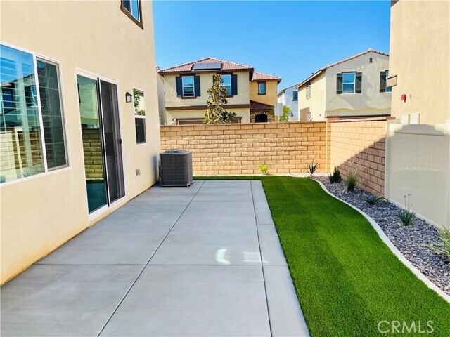 Building Photo - 30310 Wild Oat St