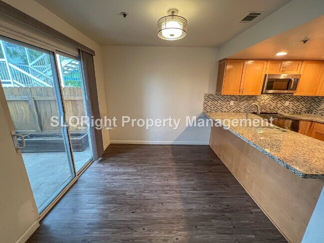 Building Photo - AVAILABLE AUGUST- Centrally Located SLO Townhome - 1 Bed / 1 Bath