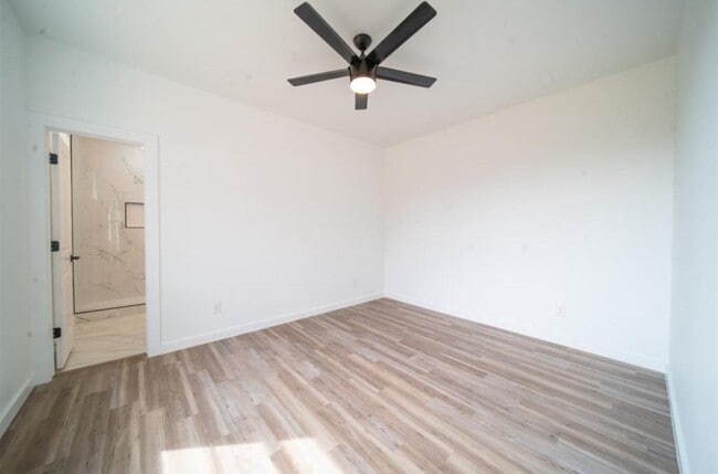 Building Photo - 232 NW 122nd St