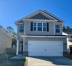 Building Photo - AVAILABLE EARLY APRIL 2026! (Pet Friendly)